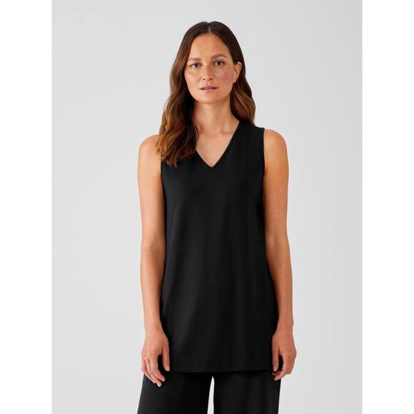 NWT Eileen Fisher Stretch Jersey Knit V-Neck Tank Size Medium $98 MSRP - Picture 1 of 10